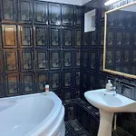 Апартаменти Parklake 4 With 6 Beds Accomodates 9 People Entire Бухарест