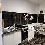 Апартаменти Parklake 4 With 6 Beds Accomodates 9 People Entire *