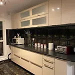 Parklake 4 With 6 Beds Accomodates 9 People Entire Apartment Bucharest