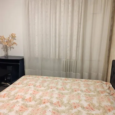 Apartment Parklake 4 With 6 Beds Accomodates 9 People Entire