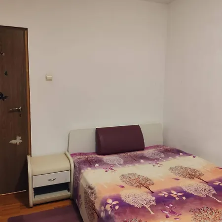 Parklake 4 With 6 Beds Accomodates 9 People Entire Apartment *