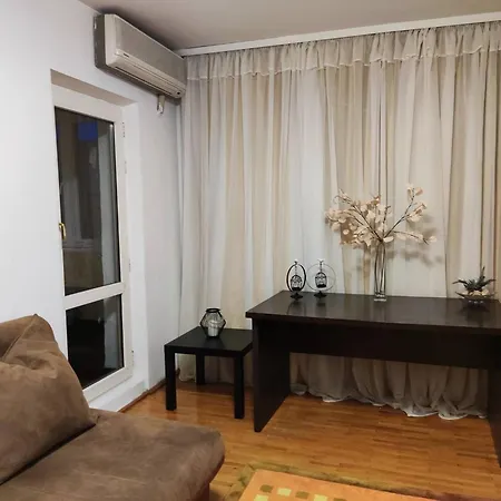 Parklake 4 With 6 Beds Accomodates 9 People Entire Apartment