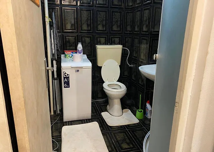 Parklake 4 With 6 Beds Accomodates 9 People Entire * Bukarest