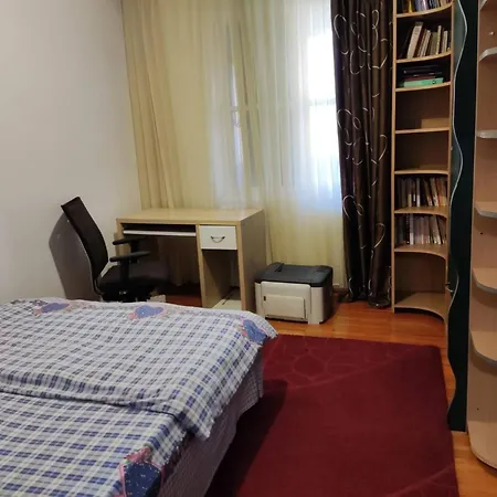 Parklake 4 With 6 Beds Accomodates 9 People Entire