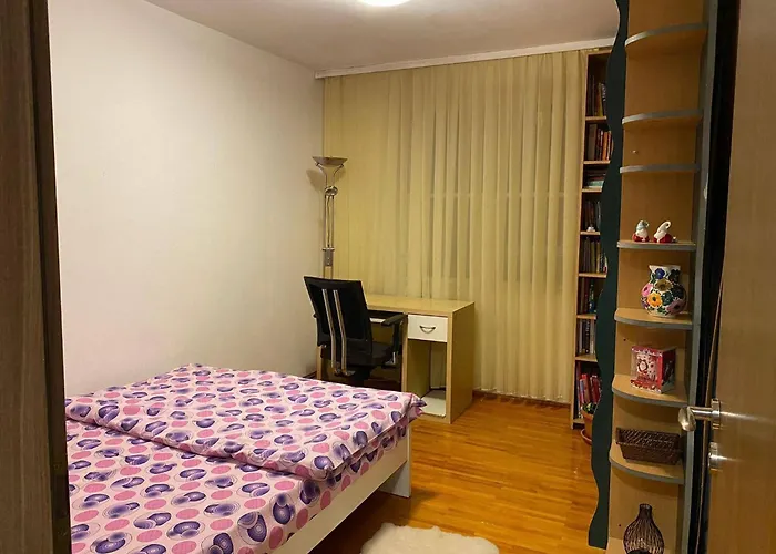Parklake 4 With 6 Beds Accomodates 9 People Entire Apartament Bukareszt