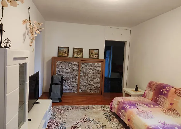 Parklake 4 With 6 Beds Accomodates 9 People Entire Apartament *